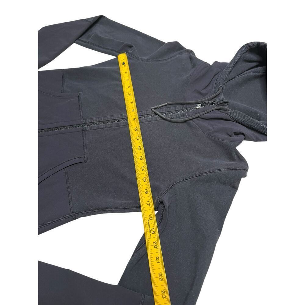 Lululemon Women’s Voyage Hoodie - Black - Full Zip - Thumb Holes - 6 - Picture 7 of 7